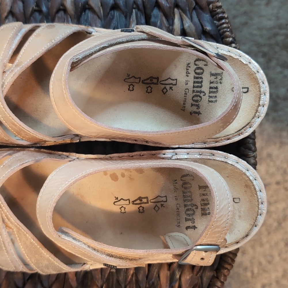 FINN COMFORT Gold Shimmer Slingback Sandals Comfort Shoes SZ 9 - Picture 4 of 12